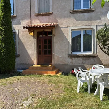 Familial Paisible, Proche Gorges De La Loire, Avec Cour Fermee, 3 Chambres, Equipements Bebe - Fr-1-582-116 Solignac-sur-Loire